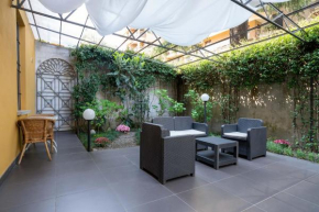 The Secret Garden Como